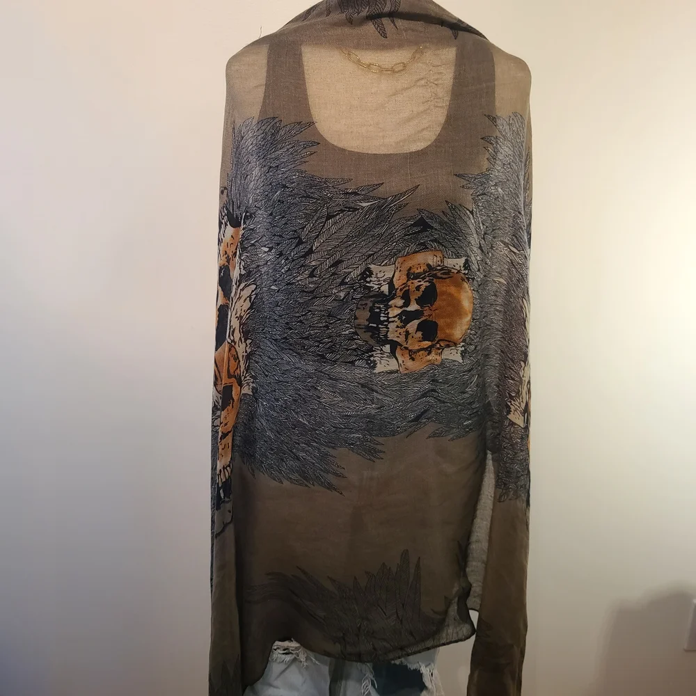 Lightweight SKULL Brown and Gray Scarf - Picture 6 of 6